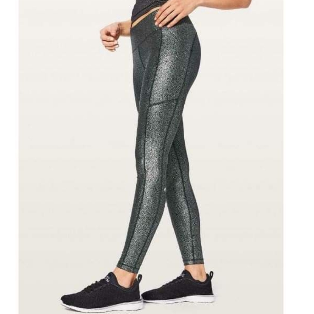 Lululemon Speed Up Tight Size 4 Luminosity Foil Print Black Silver Rare